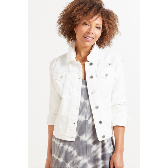 BLANKNYC NWT Evereve Lightbox White Distressed Denim Jacket // S - Picture 1 of 13